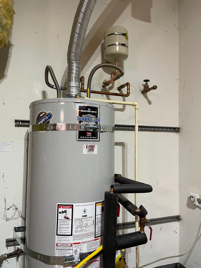 Expert Plumbing & Water Heaters, Inc. Image