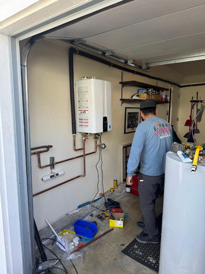 Expert Plumbing & Water Heaters, Inc. Image
