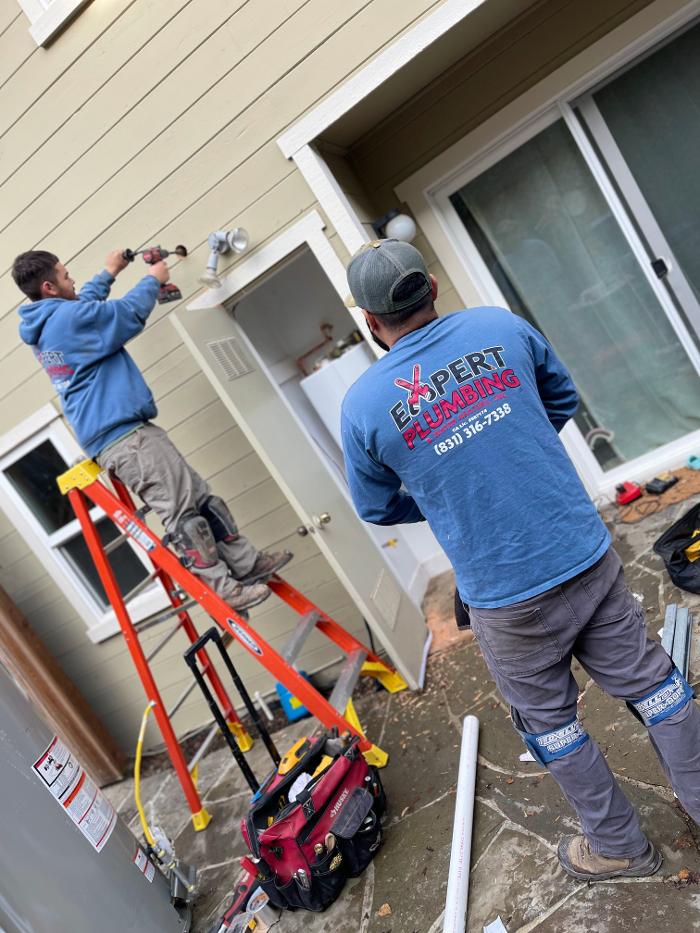 Expert Plumbing & Water Heaters, Inc. Image
