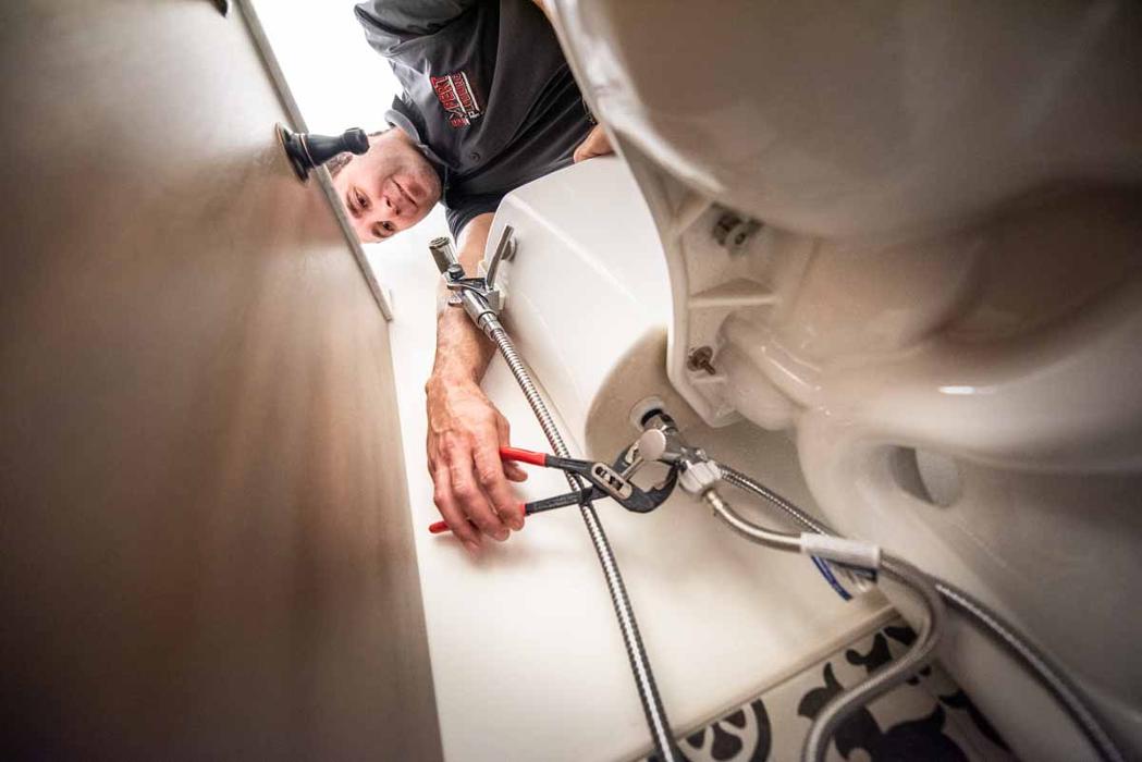 Expert Plumbing & Water Heaters, Inc. Image