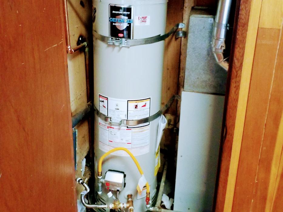 Expert Plumbing & Water Heaters, Inc. Image