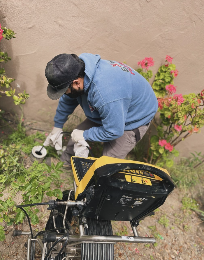 Expert Plumbing & Water Heaters, Inc. Image