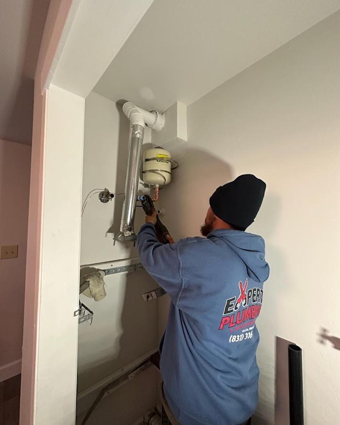 Expert Plumbing & Water Heaters, Inc. Image