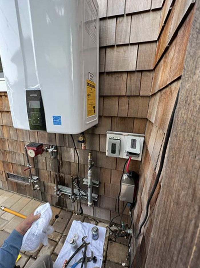 Expert Plumbing & Water Heaters, Inc. Image