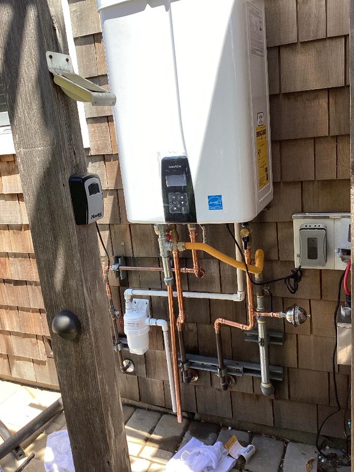 Expert Plumbing & Water Heaters, Inc. Image