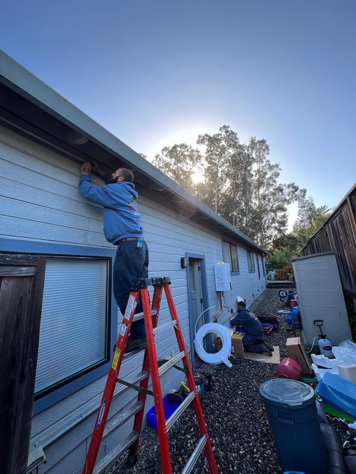 Expert Plumbing & Water Heaters, Inc. Image
