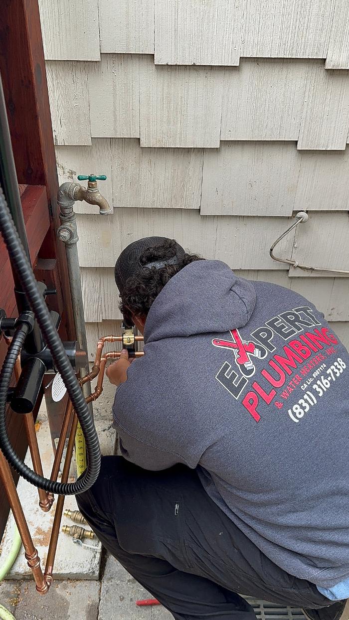 Expert Plumbing & Water Heaters, Inc. Image