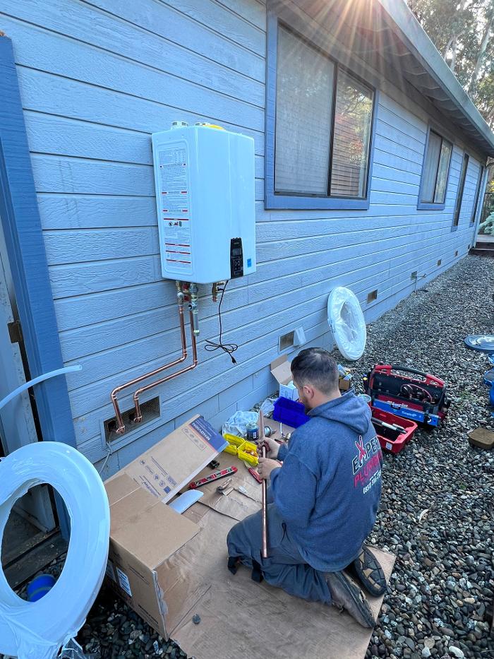 Expert Plumbing & Water Heaters, Inc. Image