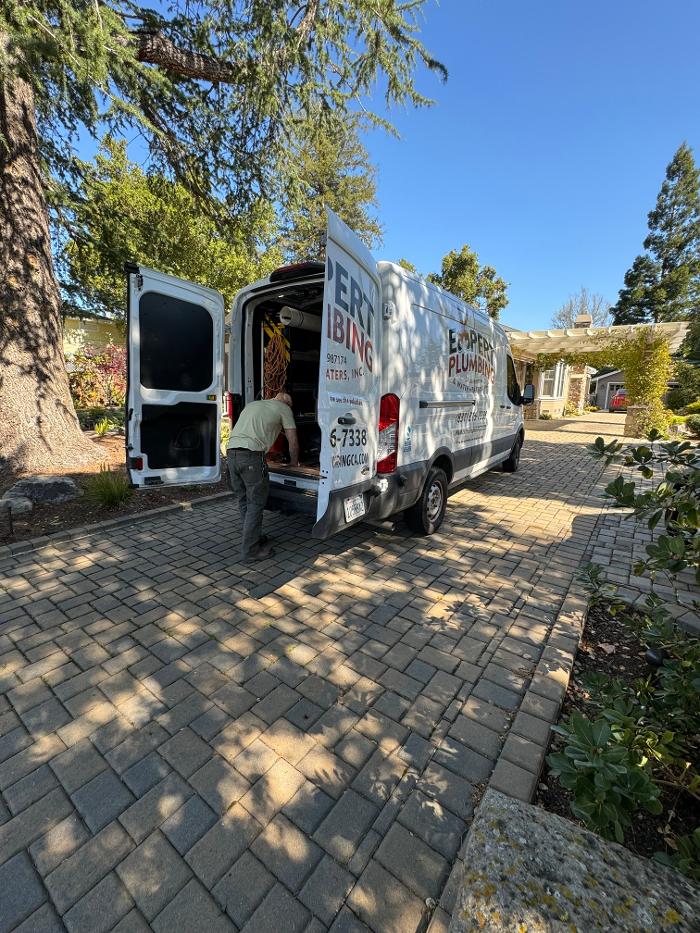 Expert Plumbing & Water Heaters, Inc. Image