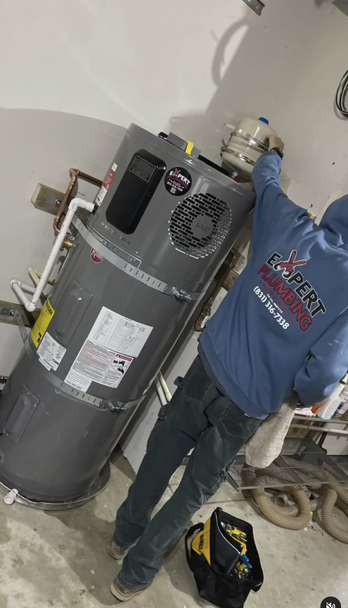 Expert Plumbing & Water Heaters, Inc. Image