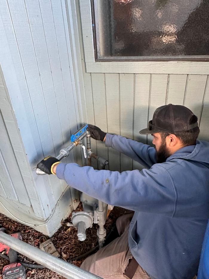 Expert Plumbing & Water Heaters, Inc. Image