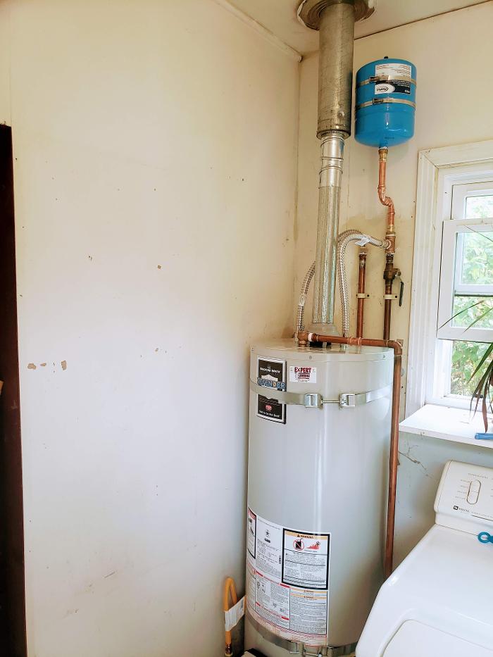 Expert Plumbing & Water Heaters, Inc. Image