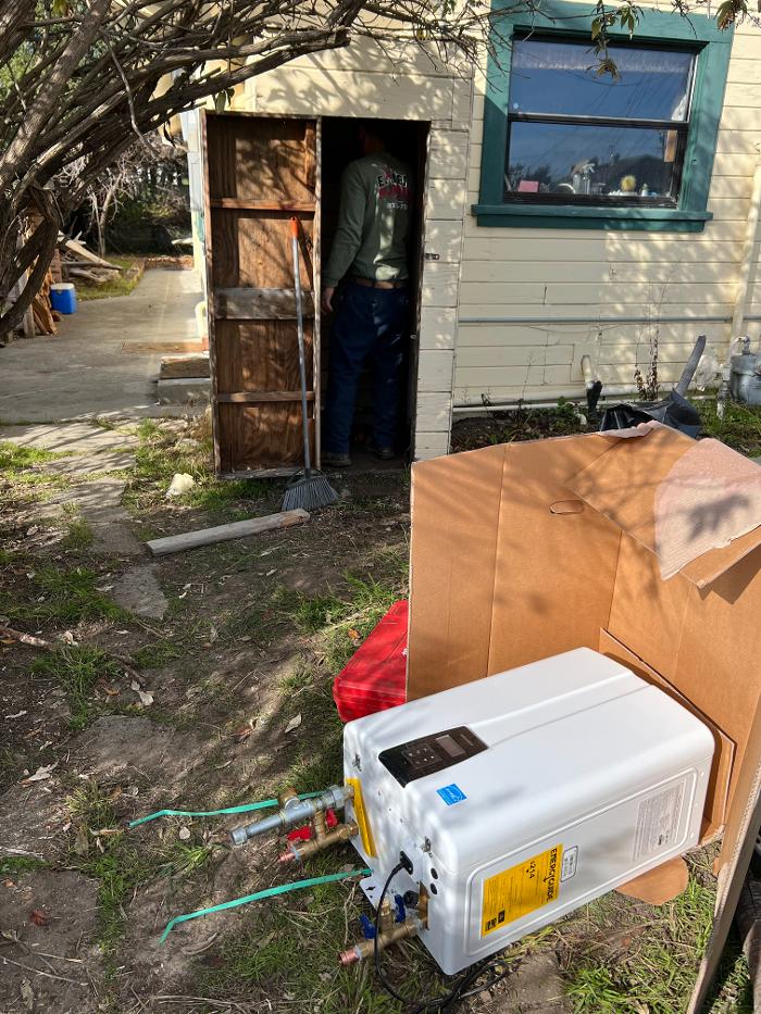 Expert Plumbing & Water Heaters, Inc. Image