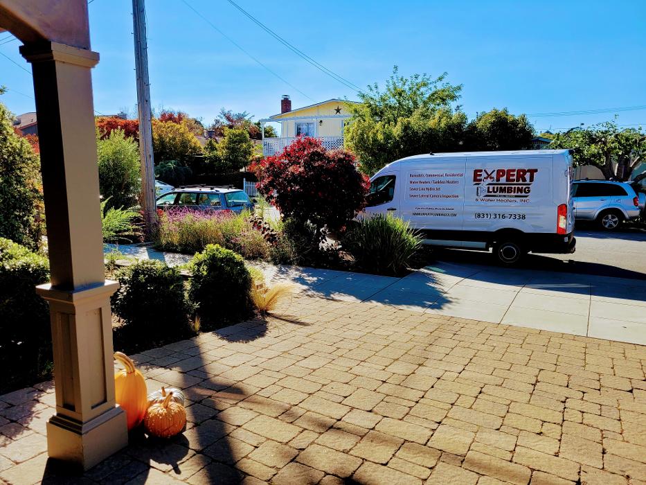 Expert Plumbing & Water Heaters, Inc. Image