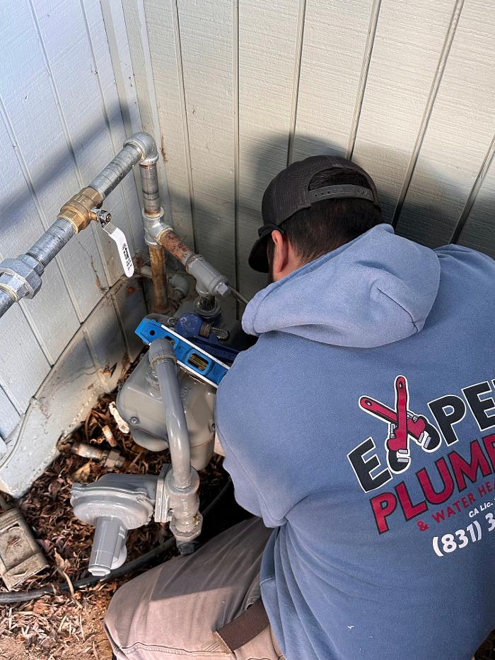 Expert Plumbing & Water Heaters, Inc. Image