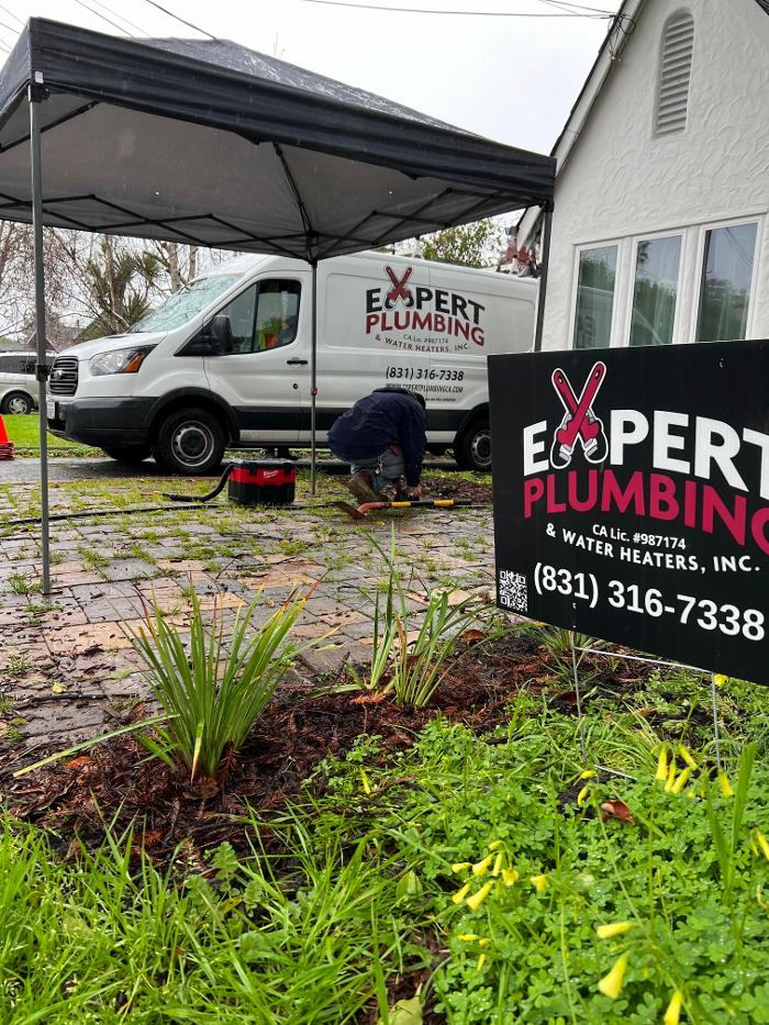 Expert Plumbing & Water Heaters, Inc. Image