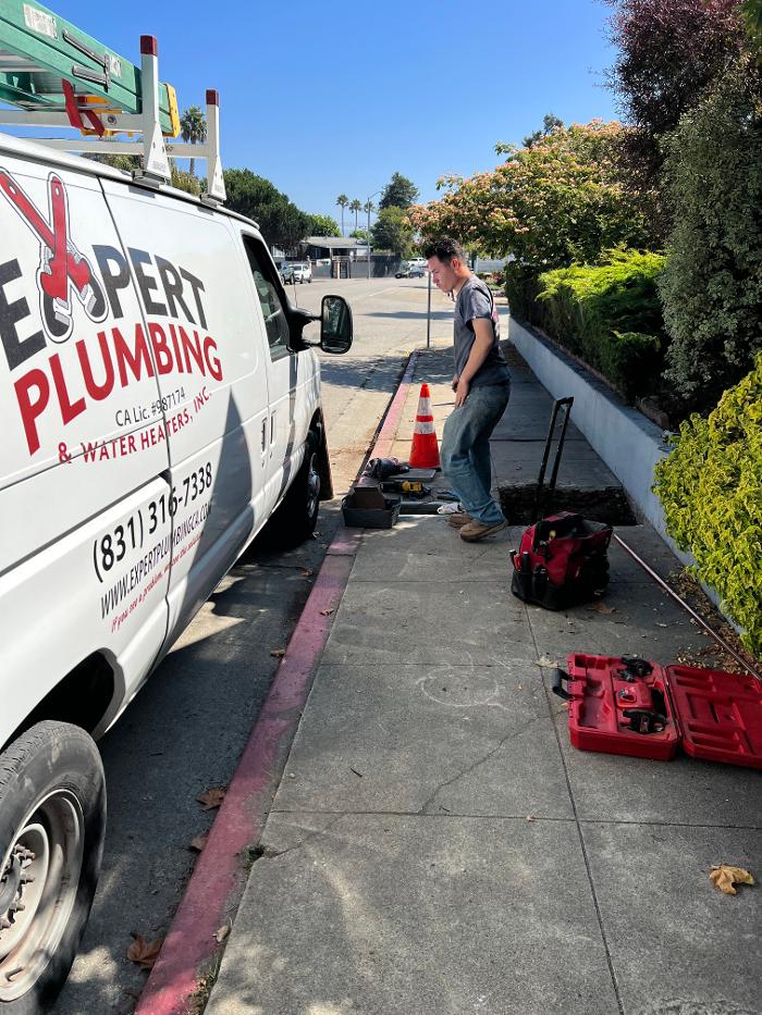 Expert Plumbing & Water Heaters, Inc. Image