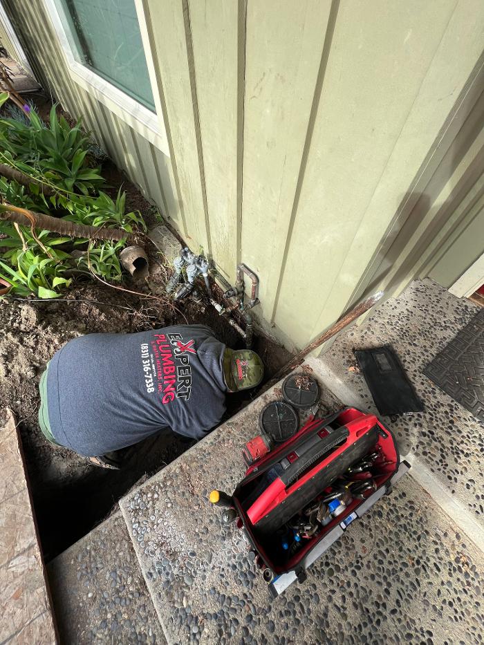 Expert Plumbing & Water Heaters, Inc. Image