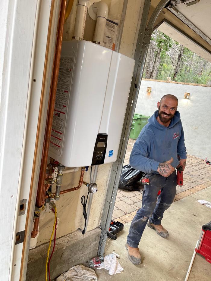Expert Plumbing & Water Heaters, Inc. Image