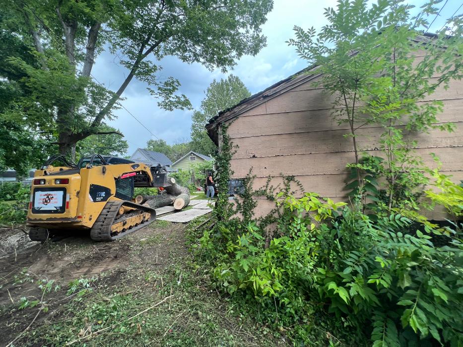 Sweet’s Tree Service LLC Image