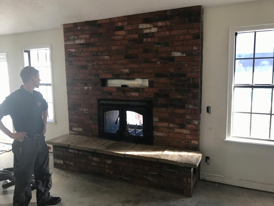 Top Hat Chimney & Roofing Image