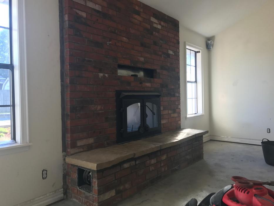 Top Hat Chimney & Roofing Image