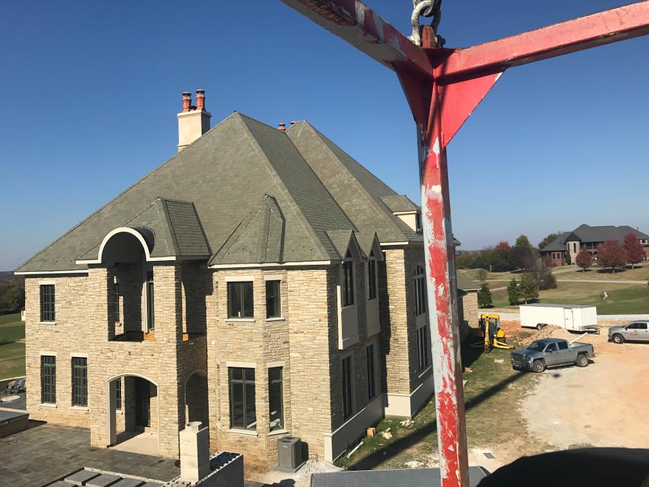 Top Hat Chimney & Roofing Image