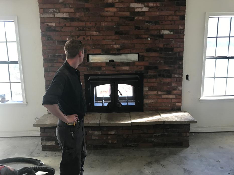 Top Hat Chimney & Roofing Image