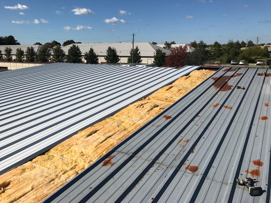 Top Hat Chimney & Roofing Image