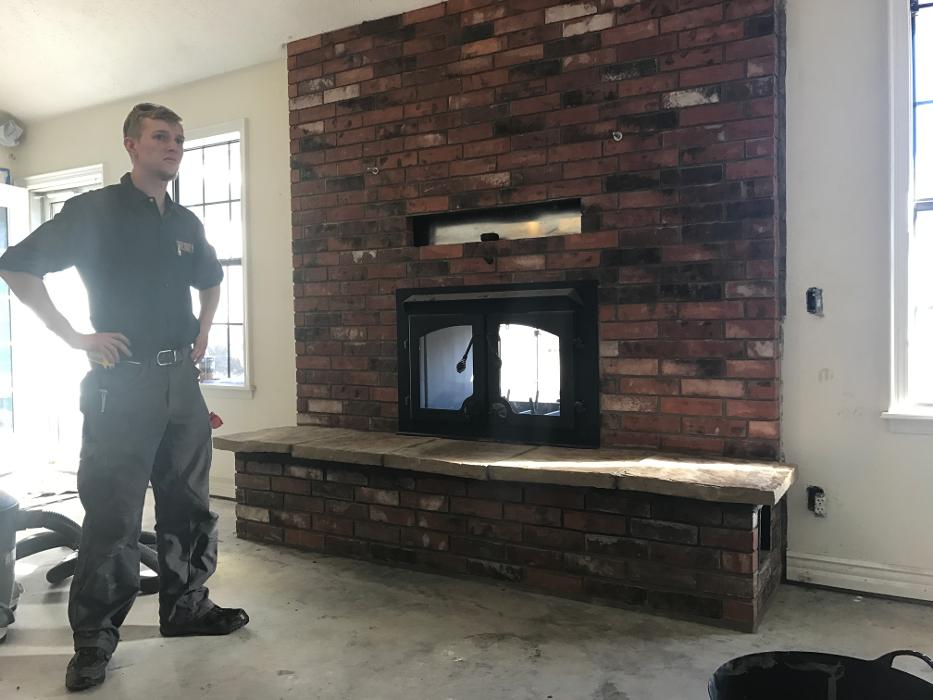 Top Hat Chimney & Roofing Image