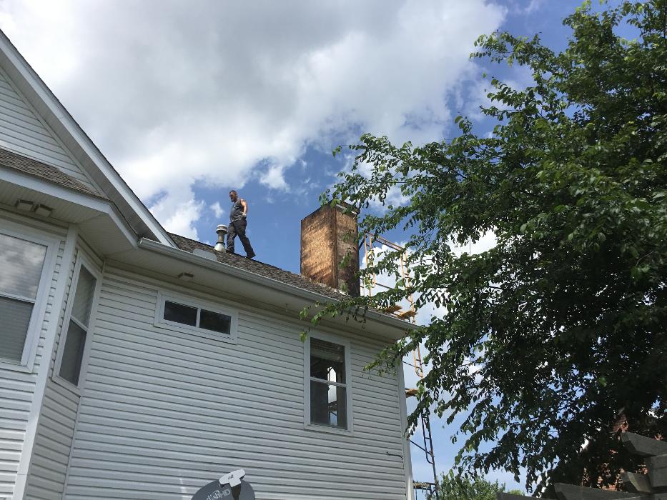 Top Hat Chimney & Roofing Image