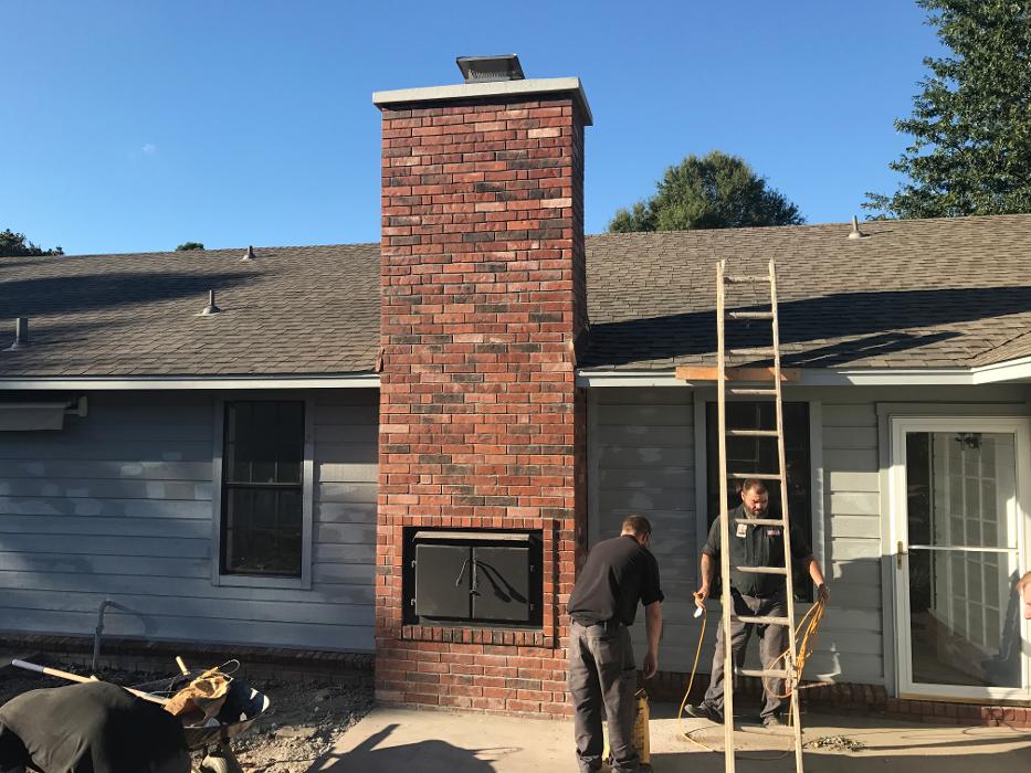 Top Hat Chimney & Roofing Image