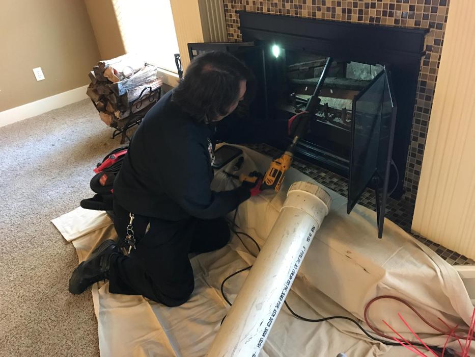 Top Hat Chimney & Roofing Image