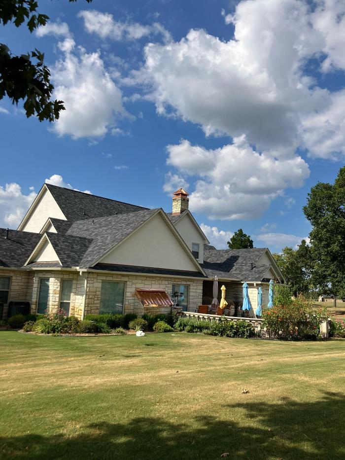 Top Hat Chimney & Roofing Image