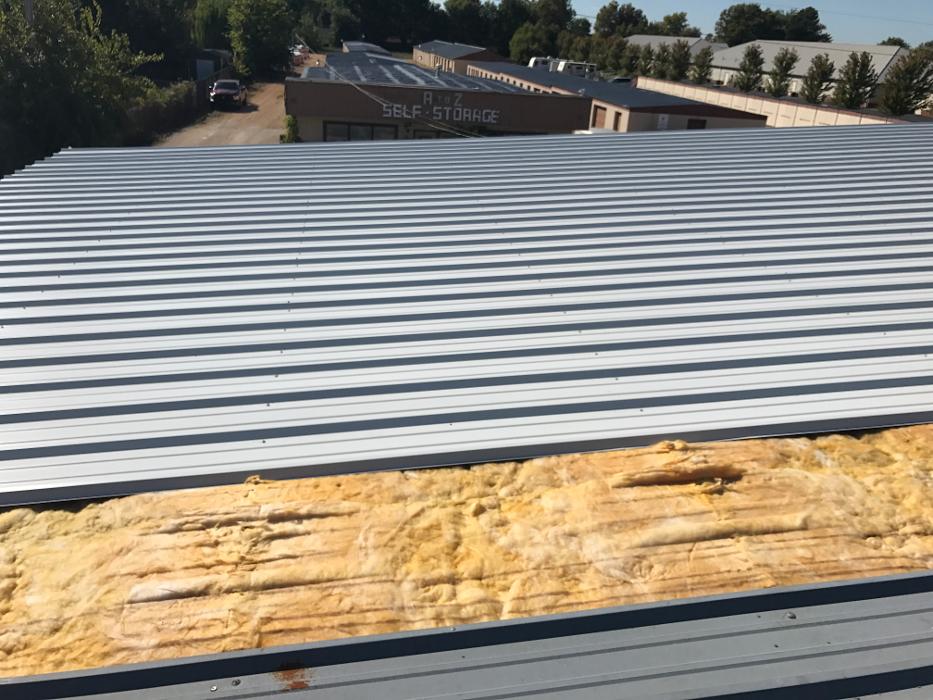 Top Hat Chimney & Roofing Image