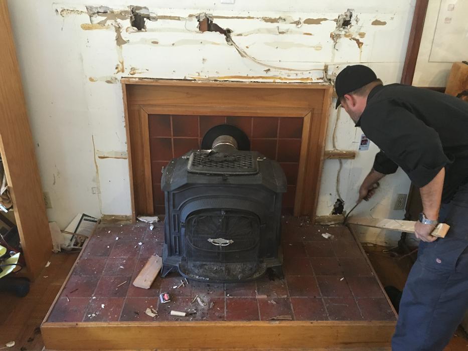 Top Hat Chimney & Roofing Image