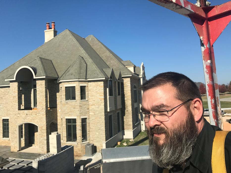 Top Hat Chimney & Roofing Image