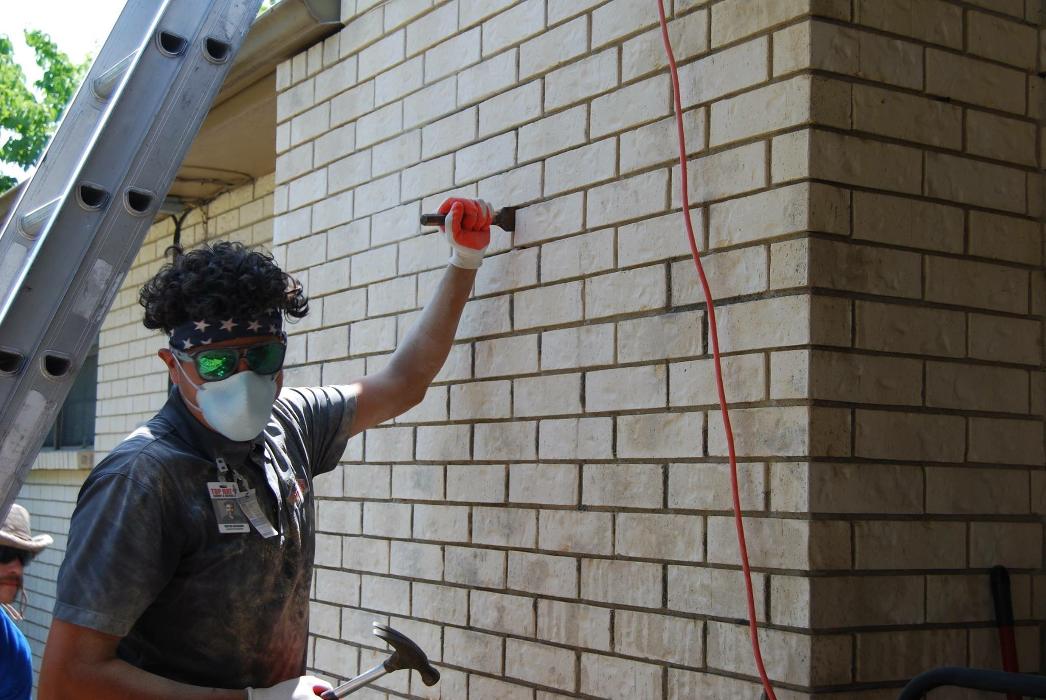 Top Hat Chimney & Roofing Image