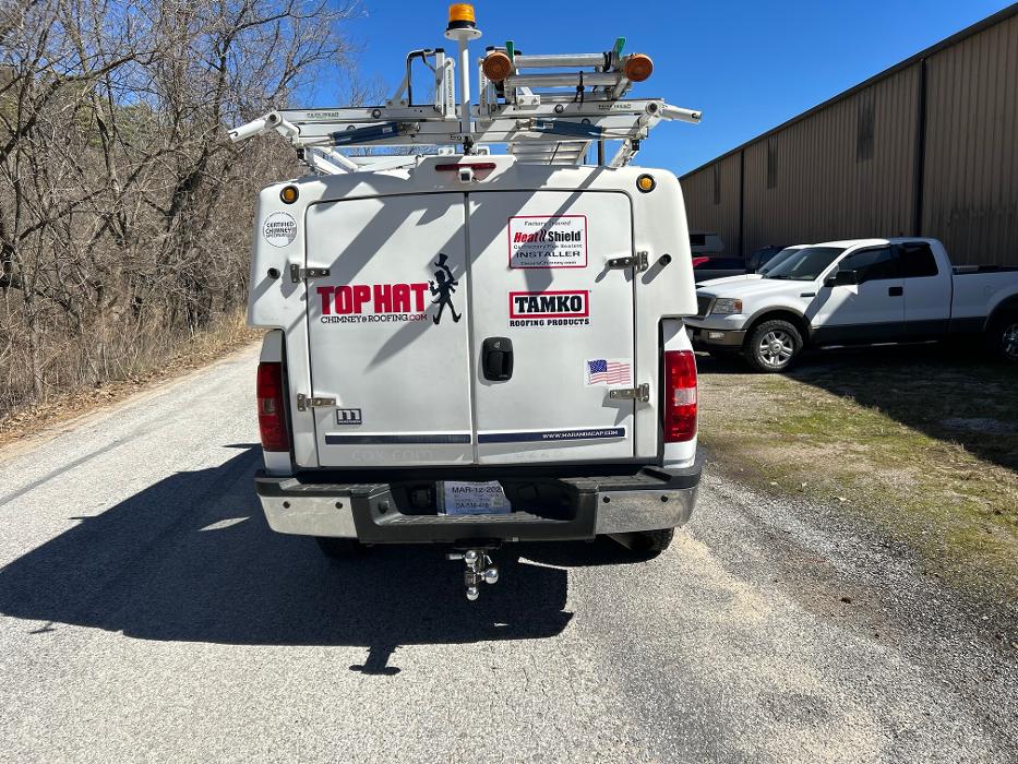 Top Hat Chimney & Roofing Image