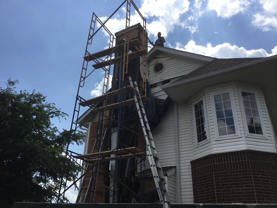 Top Hat Chimney & Roofing Image
