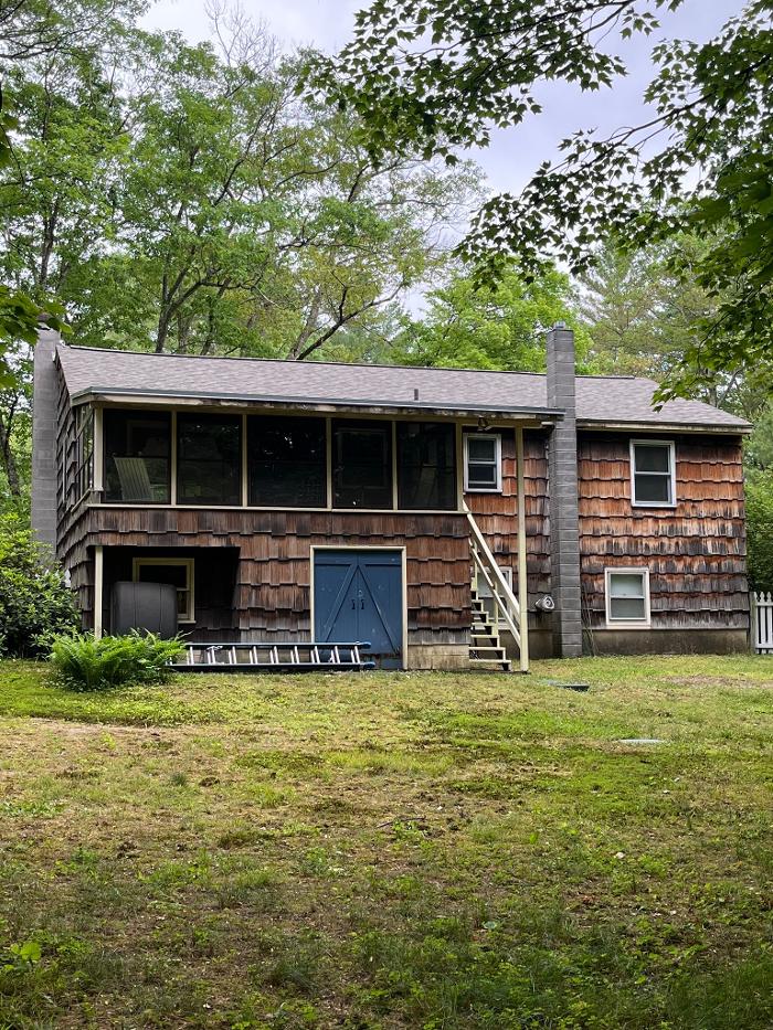 Three Mountain Roofing Image