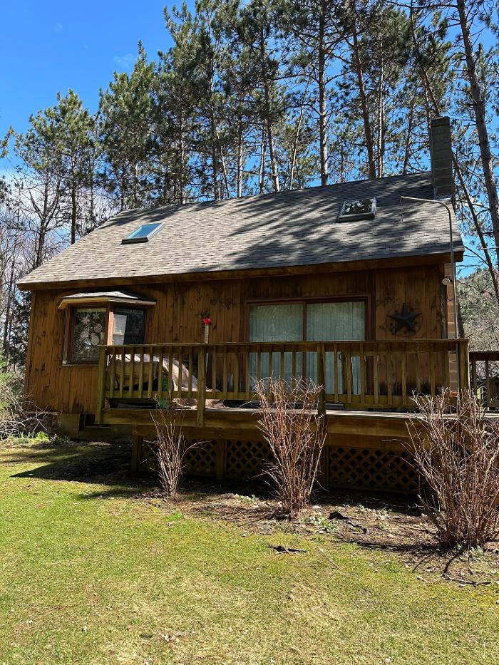 Three Mountain Roofing Image