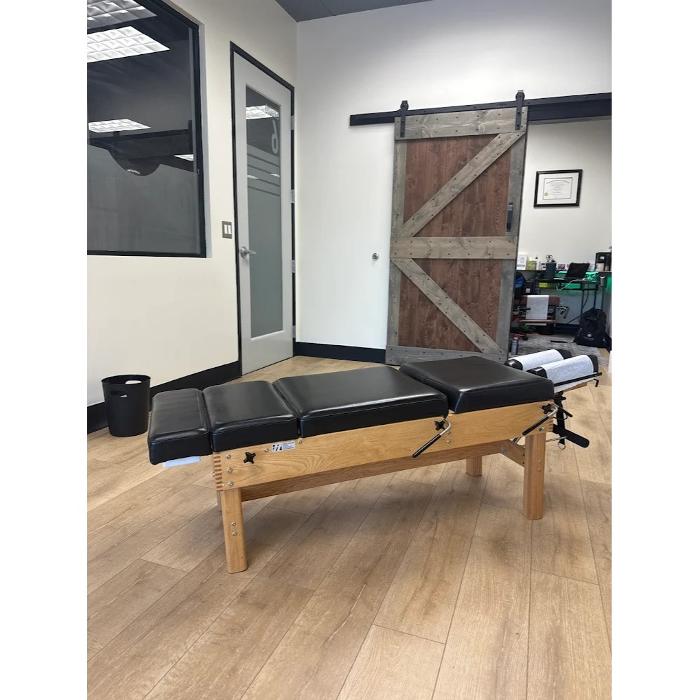 A bench used for patients at the Trailhead Family Chiropractic Temecula location