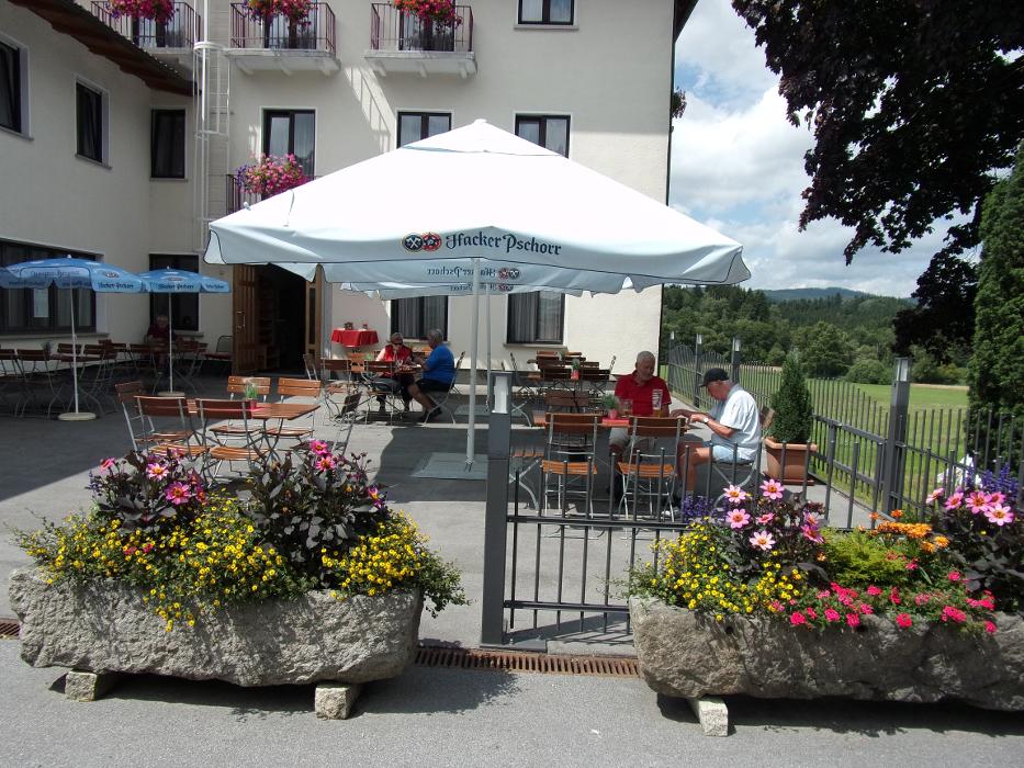 Hotel Landgasthof Hacker, Bahnhofstraße in Zachenberg