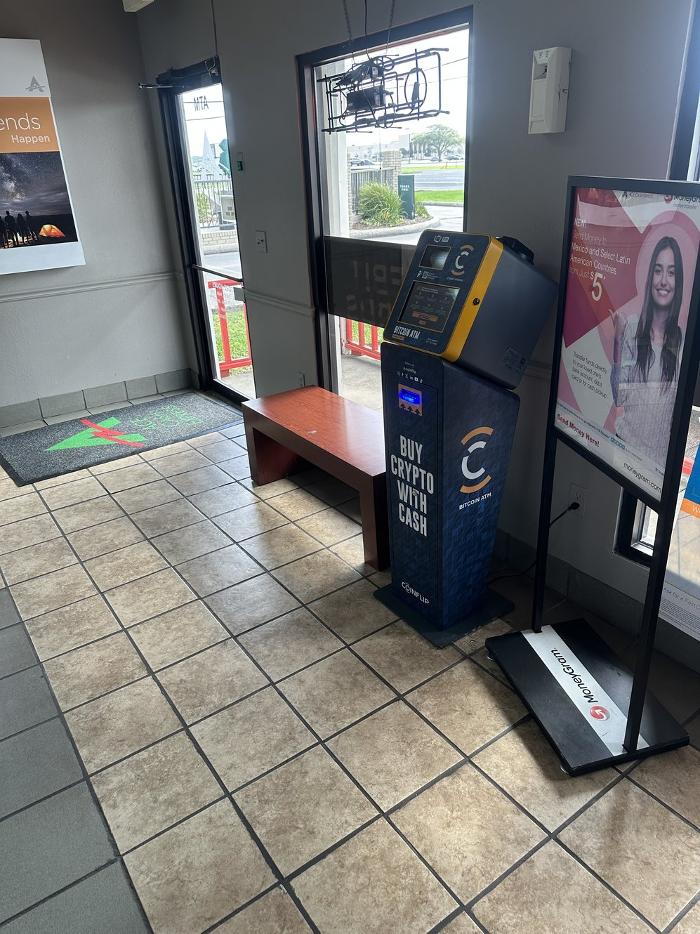 CoinFlip Bitcoin ATM - Ace Store #1746 (Nederland)