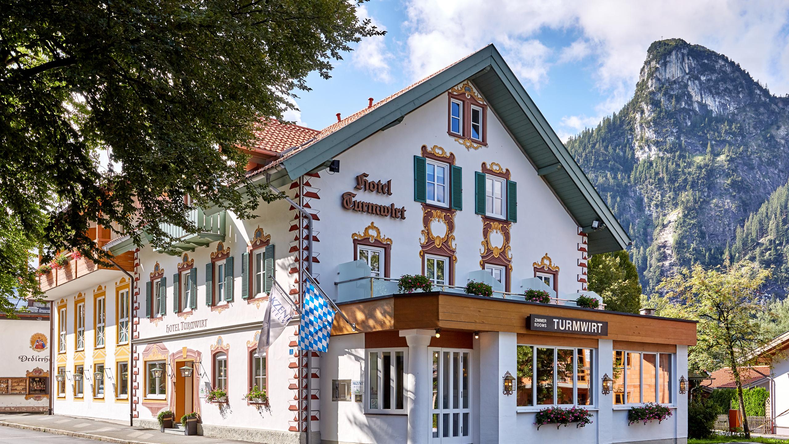 Zum Turm - Akzent Hotel - Carola Glas GmbH, Ettaler Straße in Oberammergau