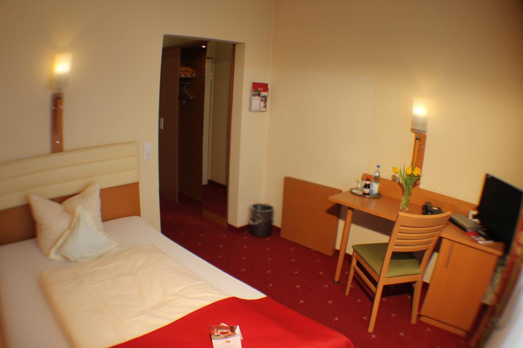 AKZENT Hotel Murrer, Passauer Straße in Aiterhofen