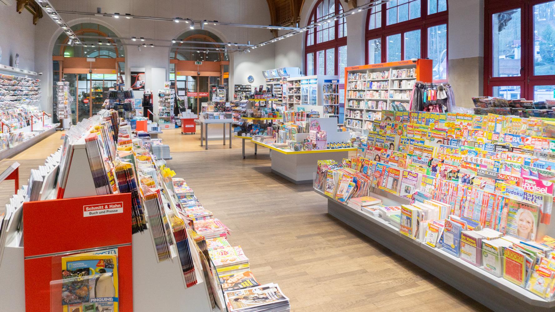 Schmitt & Hahn Buch und Presse im Bahnhof Eisenach, Bahnhofstraße in Eisenach
