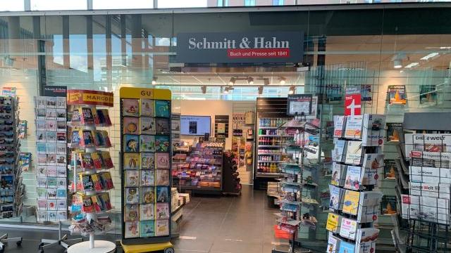 Schmitt & Hahn Buch und Presse im Hauptbahnhof Freiburg Presse, Bismarckallee in Freiburg im Breisgau