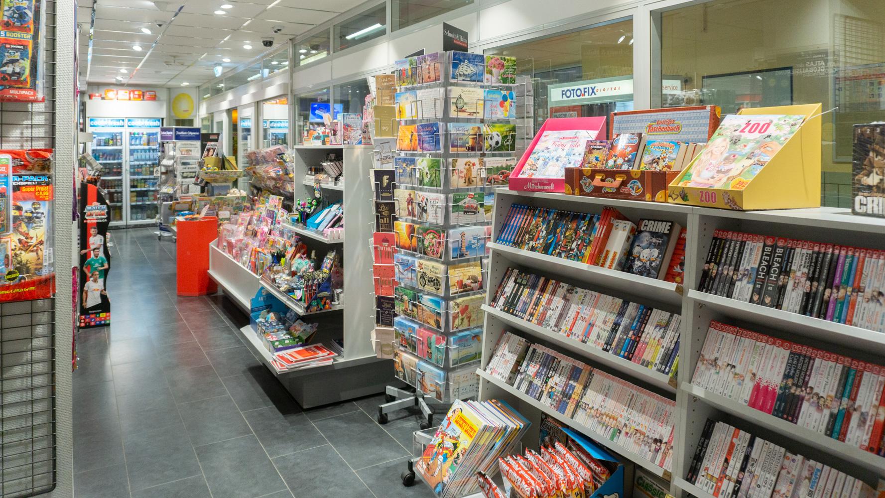 Schmitt & Hahn Buch und Presse im Bahnhof Gera, Bahnhofsplatz in Gera